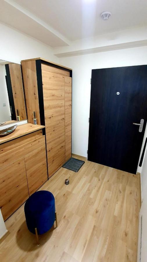 Luxury Apartment Vbloku Praha Bagian luar foto