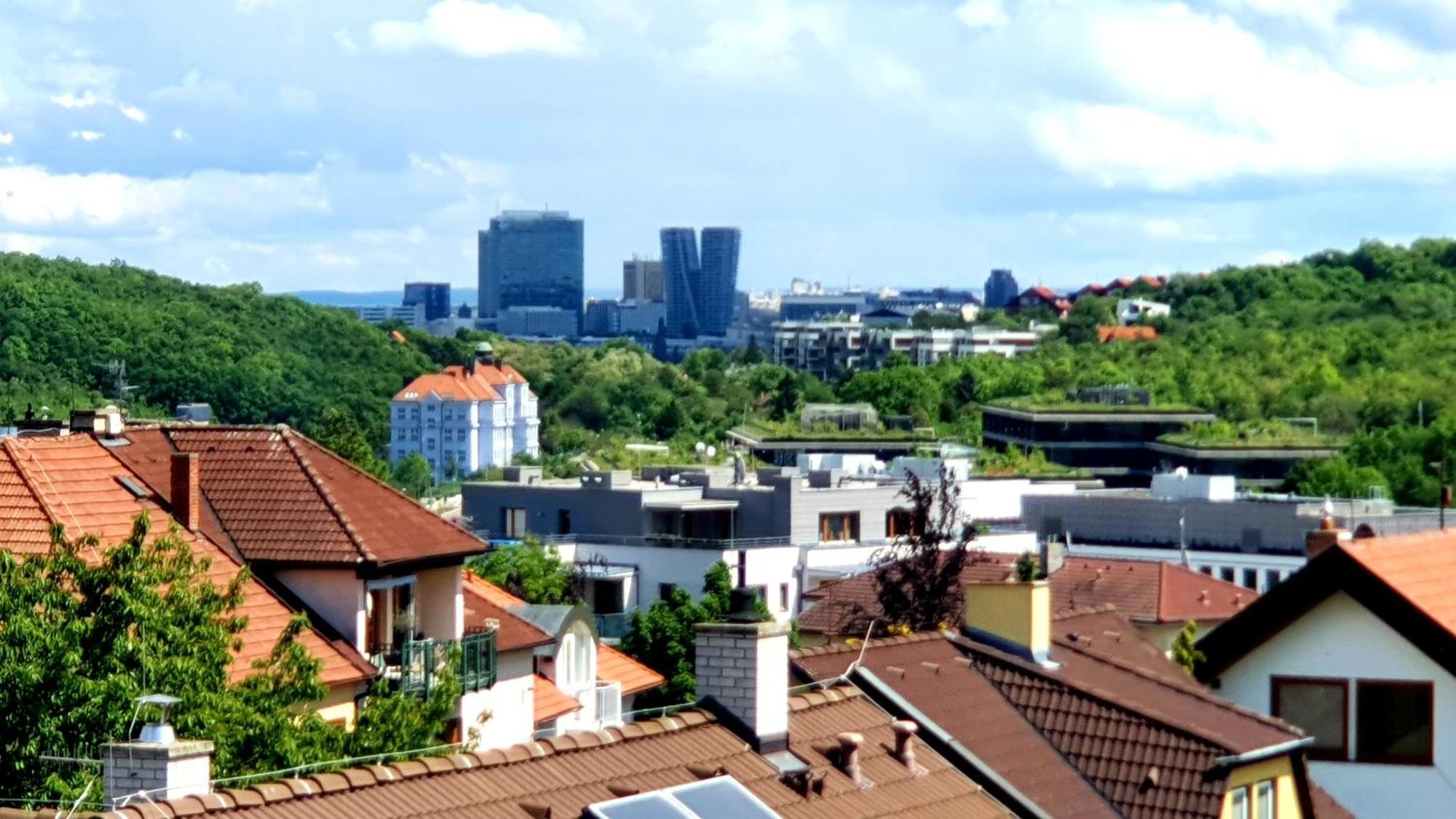 Luxury Apartment Vbloku Praha Bagian luar foto